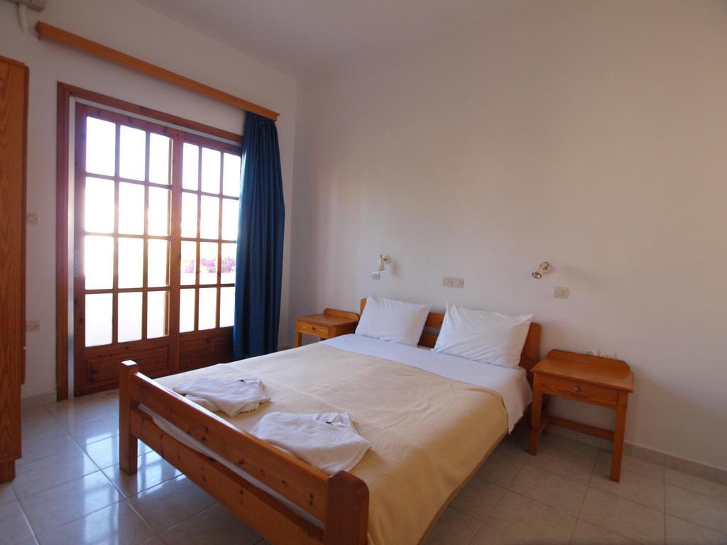 Irini Apartments Platanés الغرفة الصورة